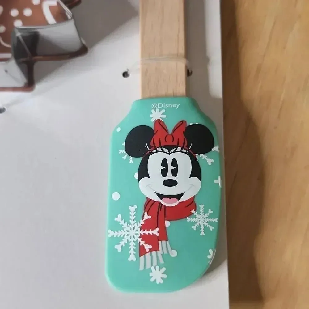 Disney Christmas Mickey Mouse 4 piece spatula and cookie cutter set